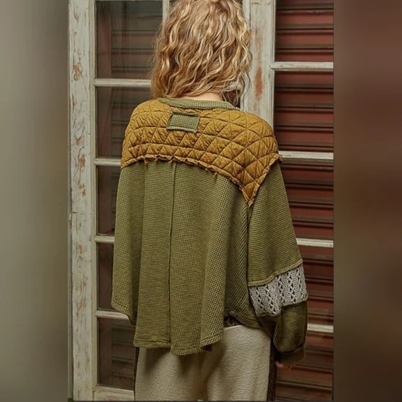 POL | Patchwork Sweater - Picture 3 of 4